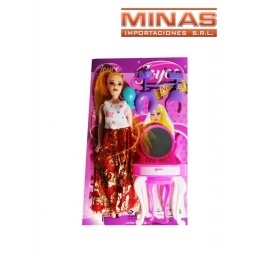 MUECA CON ACCESORIO