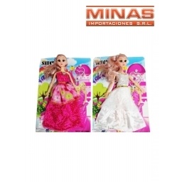 MUECA CON ACCESORIOS