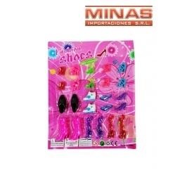 ZAPATITOS Y BOTAS PARA MUECAS, 12 PARES.