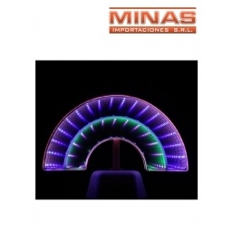 LAMPARA 4D A PILAS EN FORMA DE ARCO IRIS