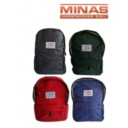 MOCHILA LISA CON BOLSILLO,4 COLORES,50 CM X 38 CM.