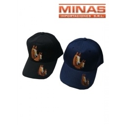 GORRO DE VISERA CON CABALLOS, 2 COLORES
