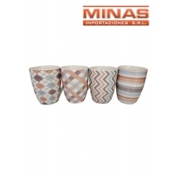 TAZA DE CERAMICA DE 10 CM,ROMBOS.