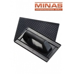 FRATACHO PLASTICO 32 CM X 22 CM.