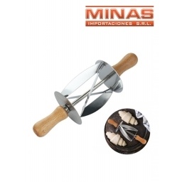 RODILLO CORTADOR DE CROISSANTS X 20 CM.