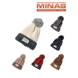 GORRO DE DAMA COMBINADO.