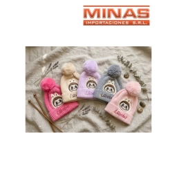 GORRO INFANTIL FORRADO Y CON POMPOM, MONSTRUITO, 6 COLORES.