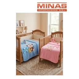 MANTA PARA BEBE DE 100 CM X 70 CM, ROSADA O CELESTE.