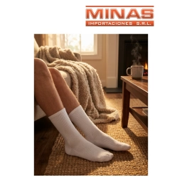 MEDIAS BLANCAS PARA  ADULTOX 12 PARES, $ 30 EL PAR.