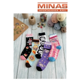 MEDIAS PARA ADOLESCENTES X 12 PARES, MONSTRUITOS, $ 55 CU.