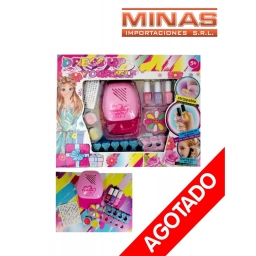 SET DE MANICURA X 7 PCS. + 3 ESMALTES.